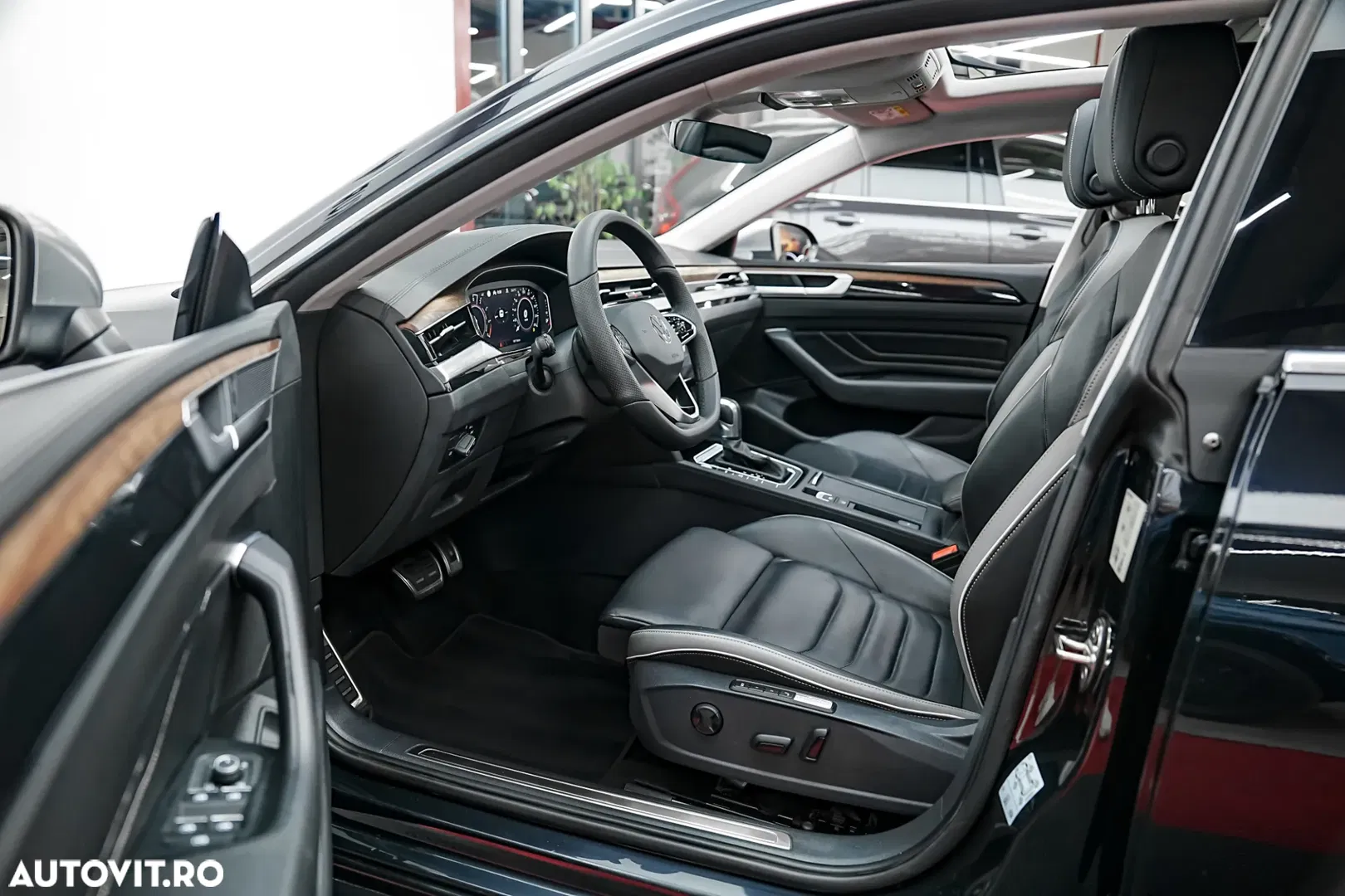 2022 Volkswagen ARTEON 1.4 eHybrid OPF DSG Elegance, photograph 4