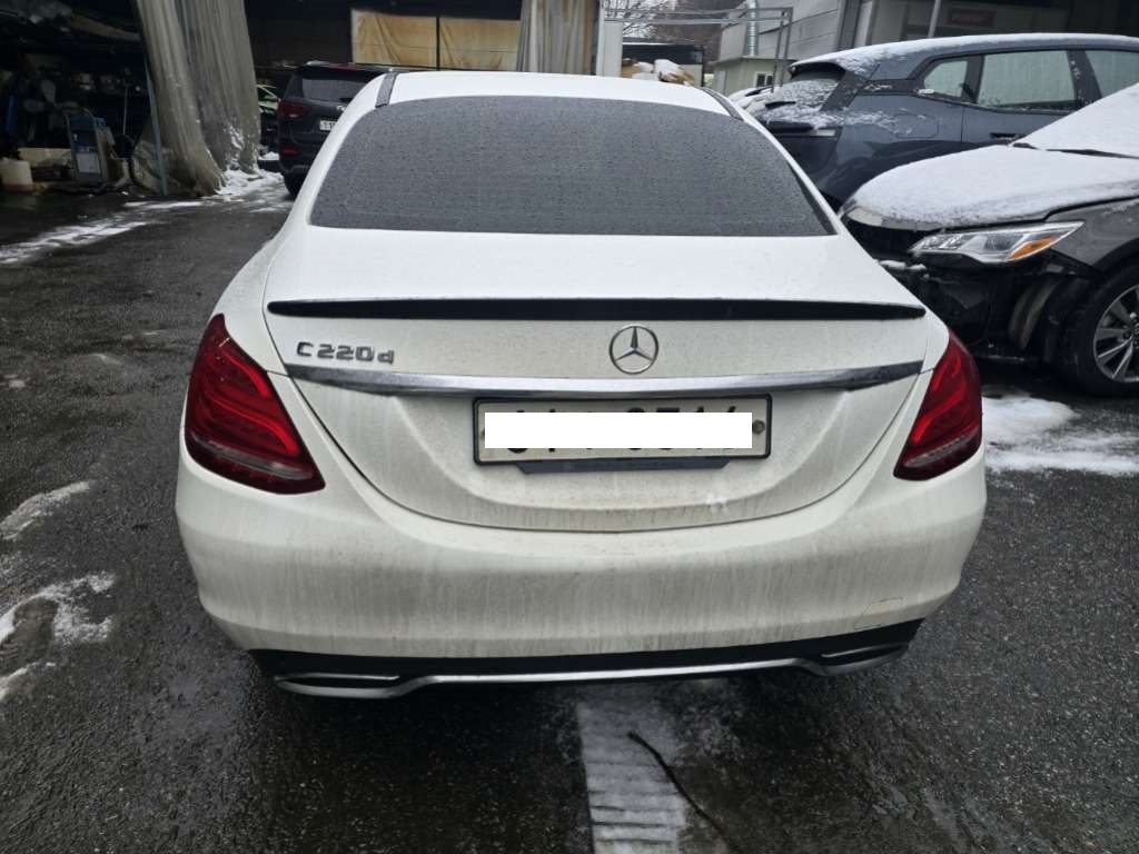 2017 Mercedes-Benz C220 d, photograph 4