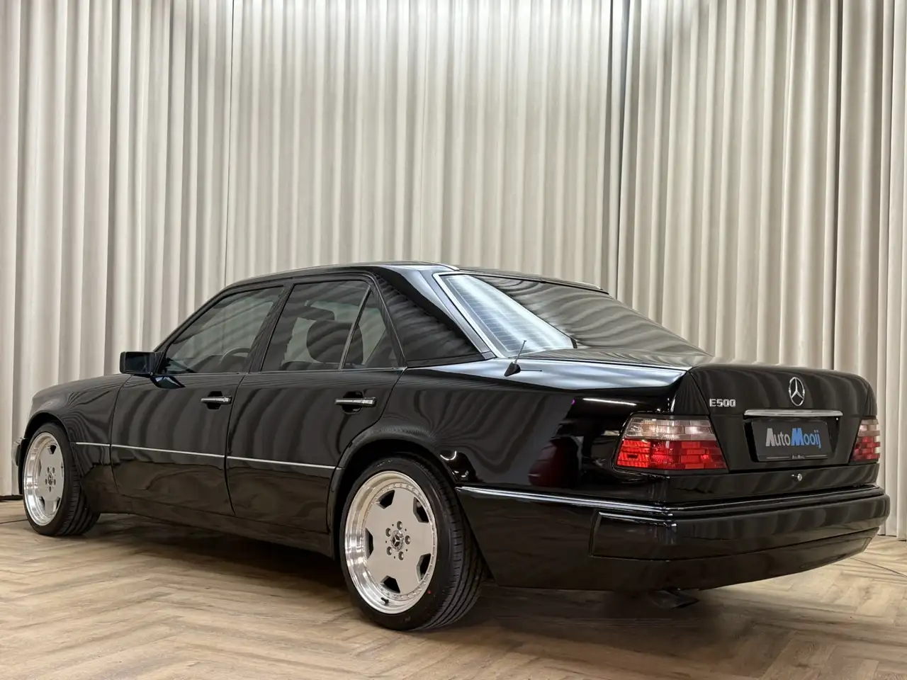 1992 Mercedes-Benz 500 200-500 (W124) 500E / 5.0 V8 / 326 PK / AMG Aero I, photograph 6