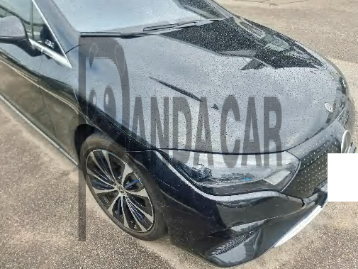 2022 Mercedes-Benz EQE350 +, photograph 3