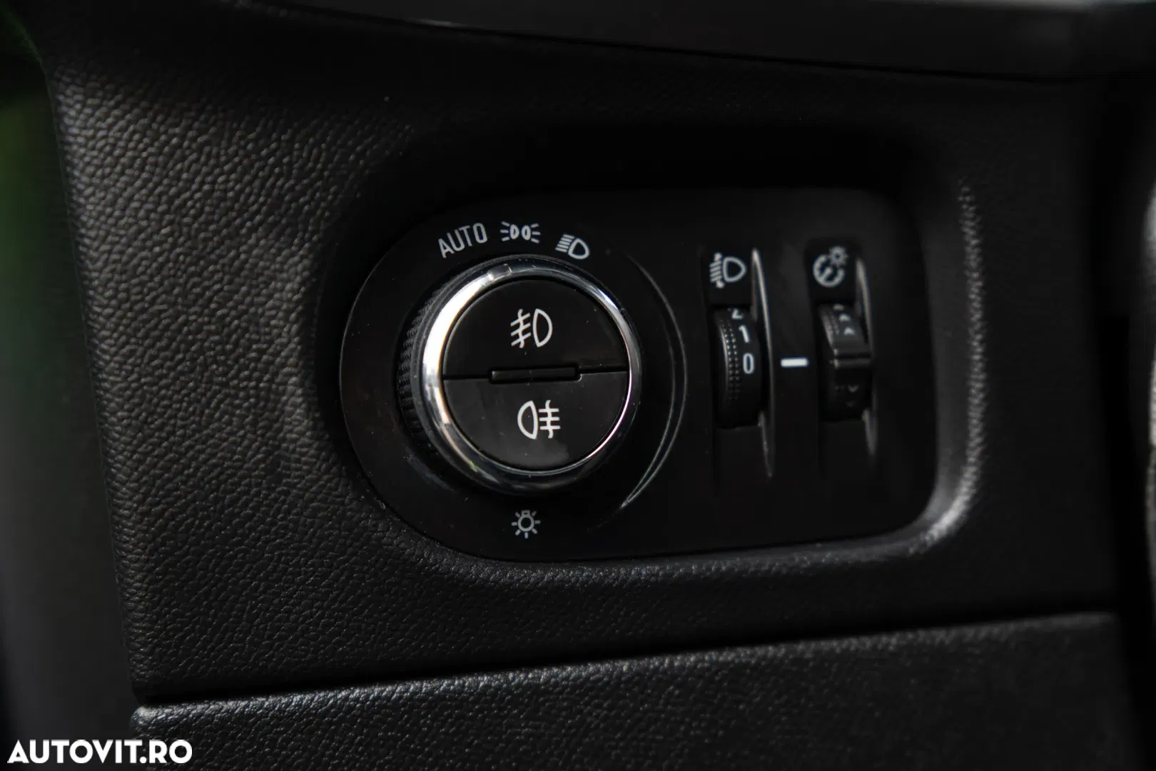 2022 Opel Mokka, photograph 11