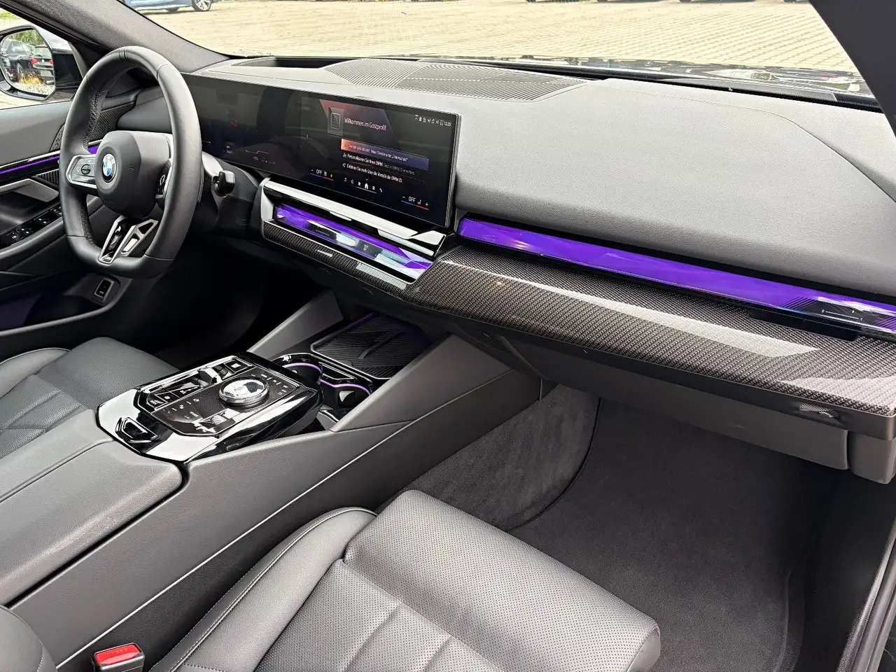 2025 BMW 520 d M Sport*HUD*Sitzbelüftung*ACC*, photograph 3