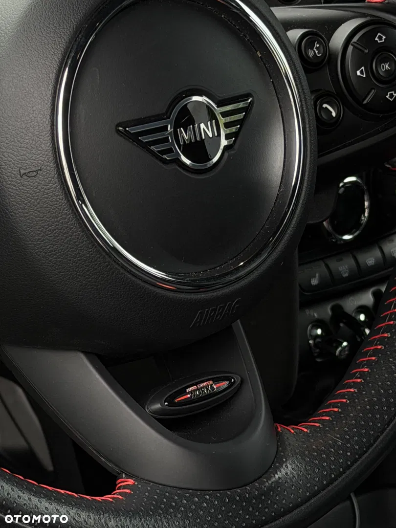 2021 MINI Cooper S John Works Trim, photograph 5