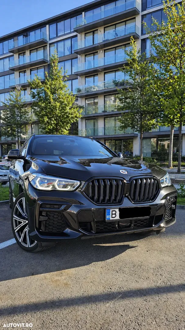 BMW X6 — photo 1 of 36
