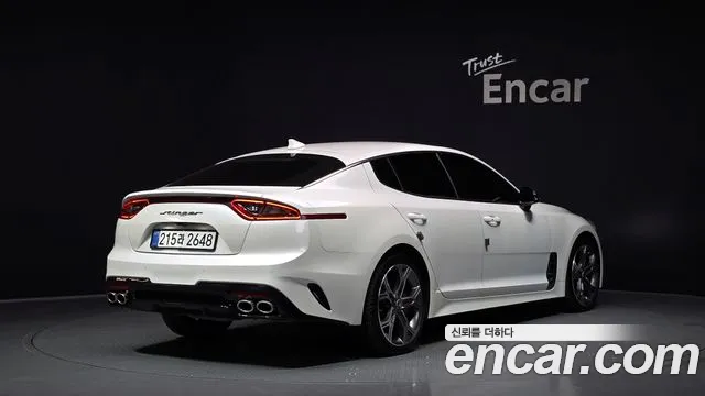 2017 Kia Stinger 3.3 Turbo 2WD, photograph 7