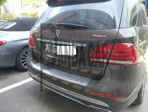2018 Mercedes-Benz GLE350 d 4Matic, photograph 3