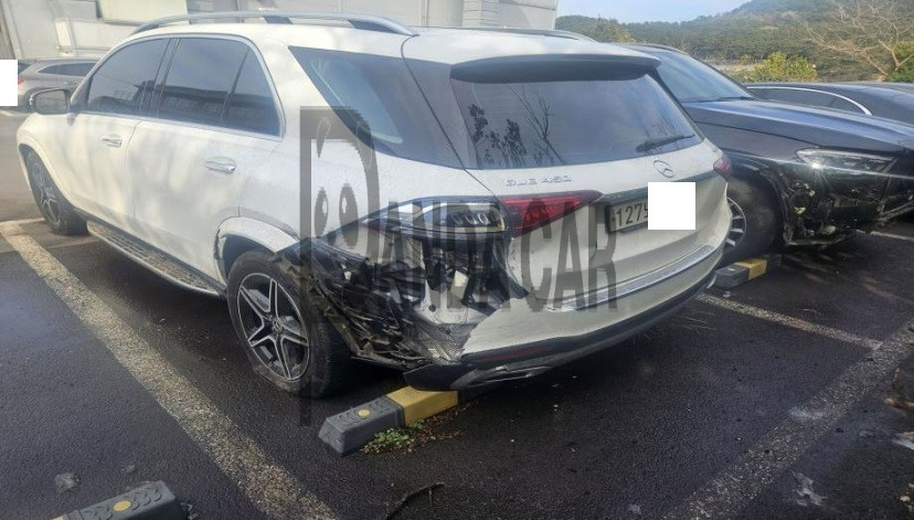 2020 Mercedes-Benz GLE 450 4MATIC, photograph 2