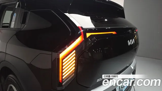 2024 Kia EV3 Long Range 2WD, photograph 2