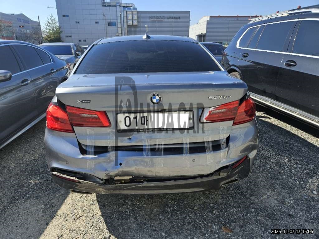 2018 BMW 520d xDrive, photograph 3
