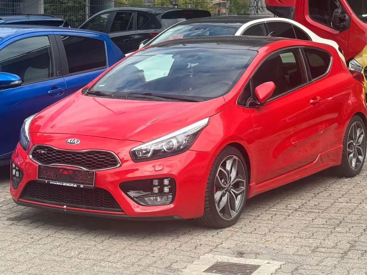 Kia ProCeed / pro_cee'd ProCeed GT-Track Pano Navi Rückfahrk, Keyless — photo 1 of 20