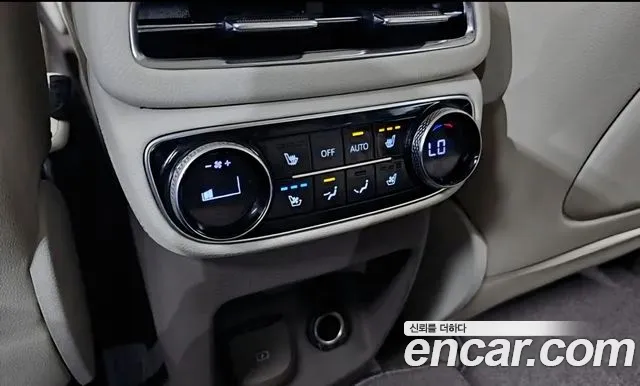 Genesis GV80 2.5T Gasoline AWD — photo 1 of 20
