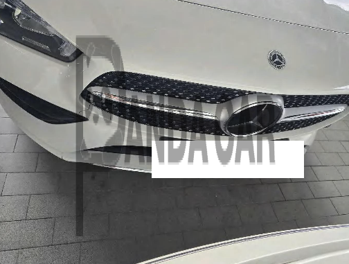 2023 Mercedes-Benz CLA250 4MATIC, photograph 5