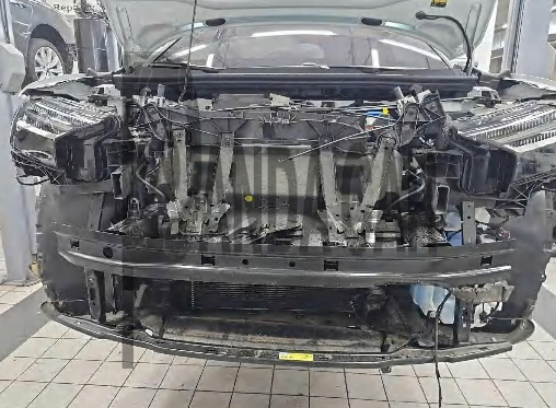 2023 Audi Q4 40 e-tron, photograph 5