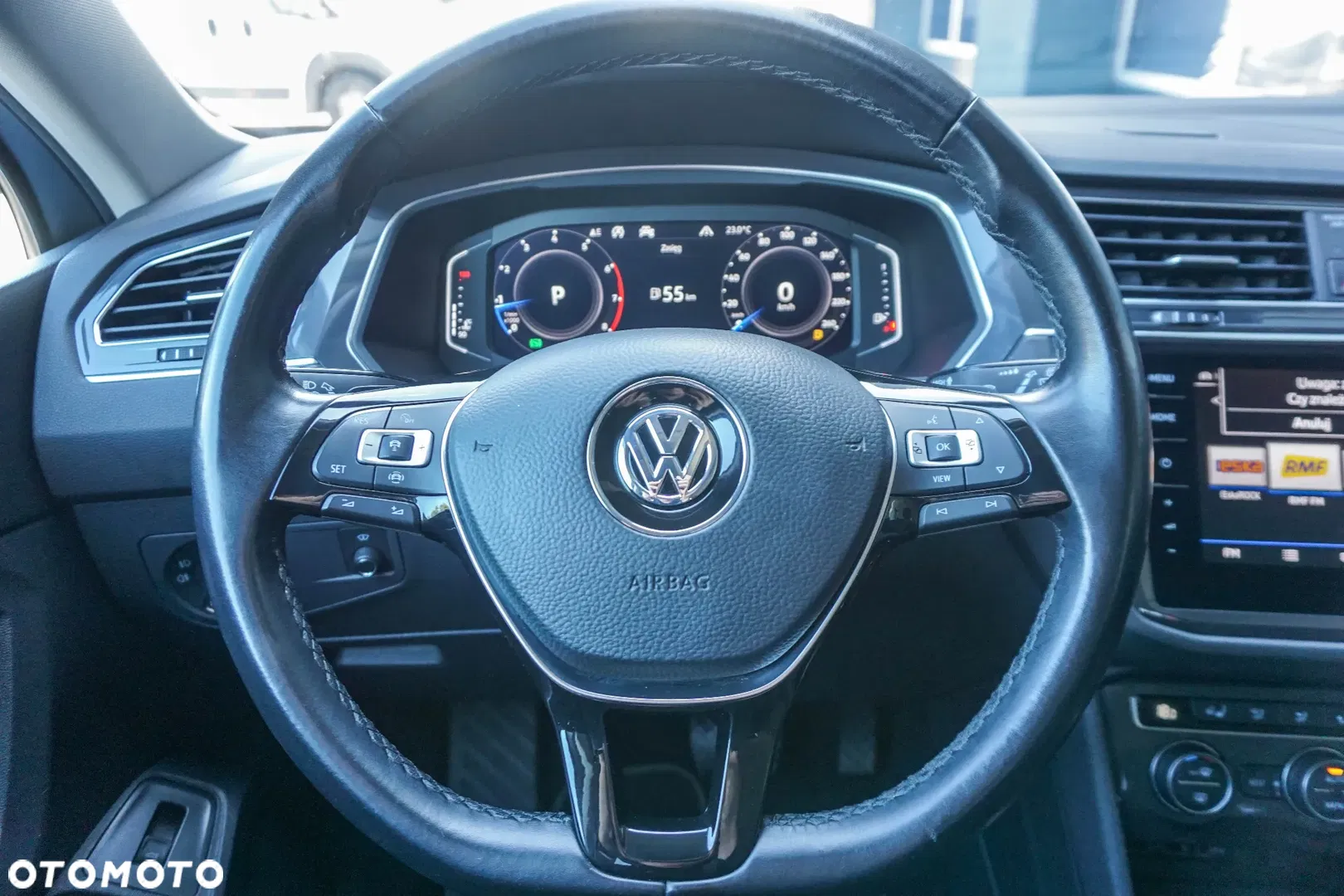 2020 Volkswagen Tiguan Allspace 2.0 TSI 4Mot R-Line DSG, photograph 11