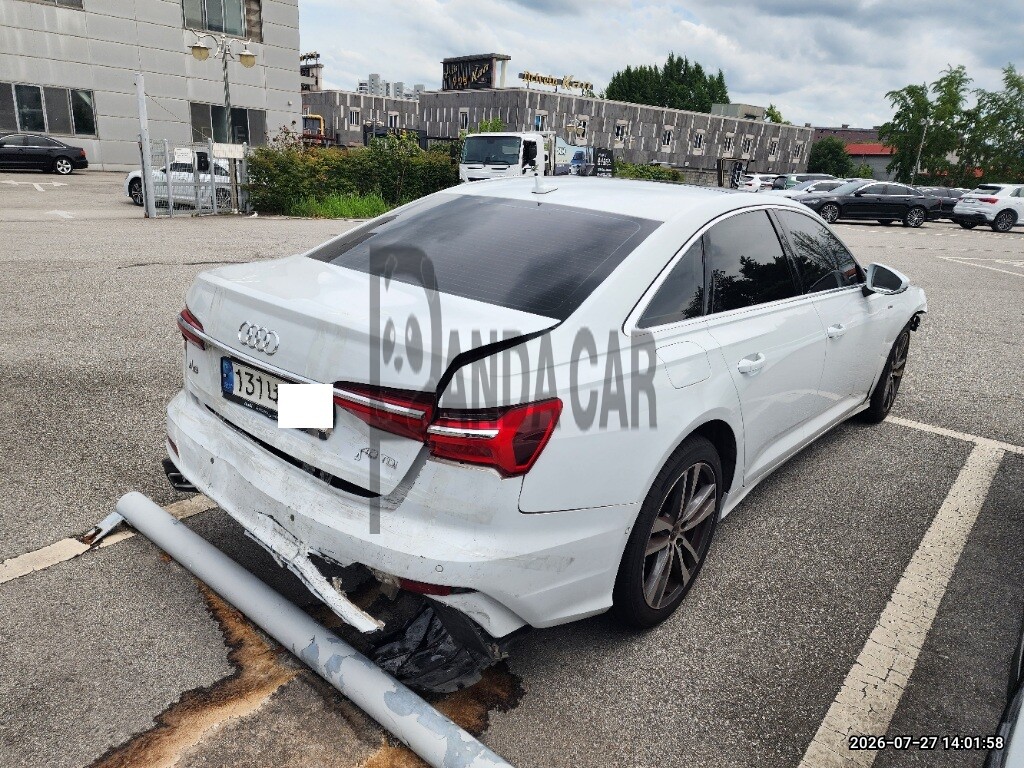 2023 Audi A6 40 TDI, photograph 2