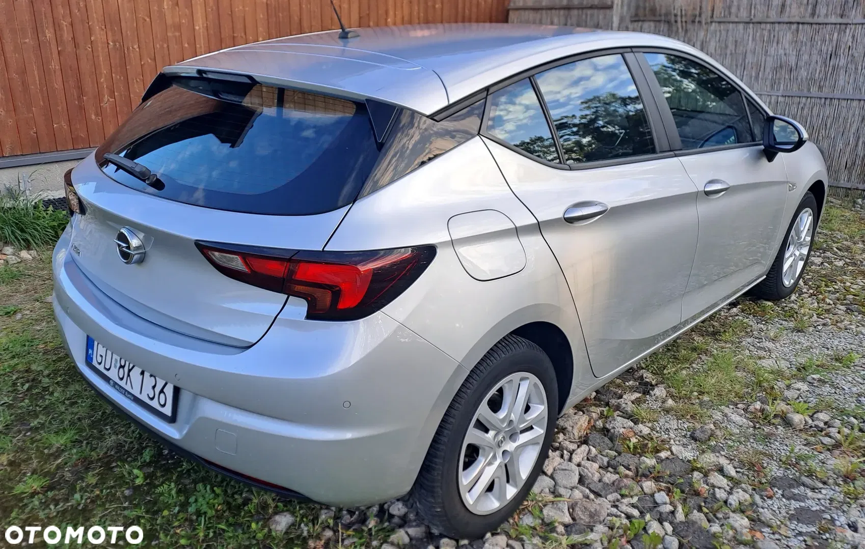 2020 Opel Astra 1.5 CDTI Edition S&S, photograph 4