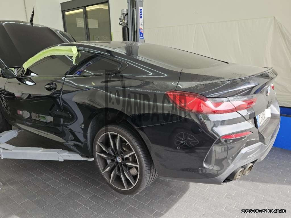 2022 BMW M850i xDrive Coupe, photograph 2
