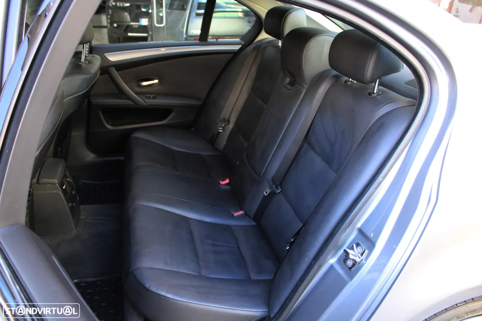 2009 BMW Série 5 d, photograph 8