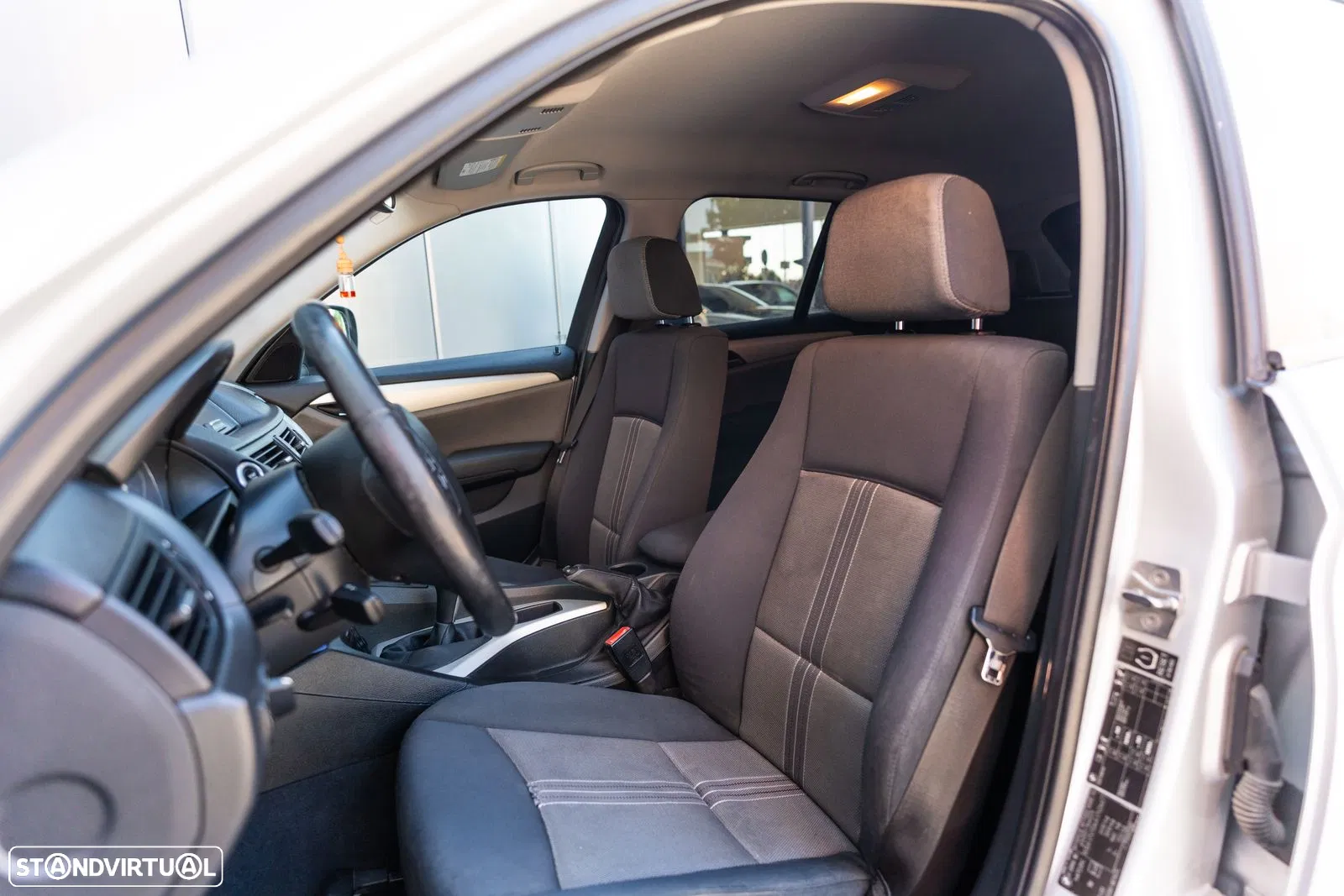 2010 BMW Série X 18 d sDrive, photograph 8