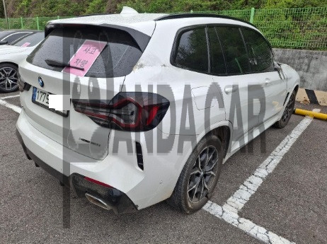 2023 BMW X3 xDrive20i, photograph 3