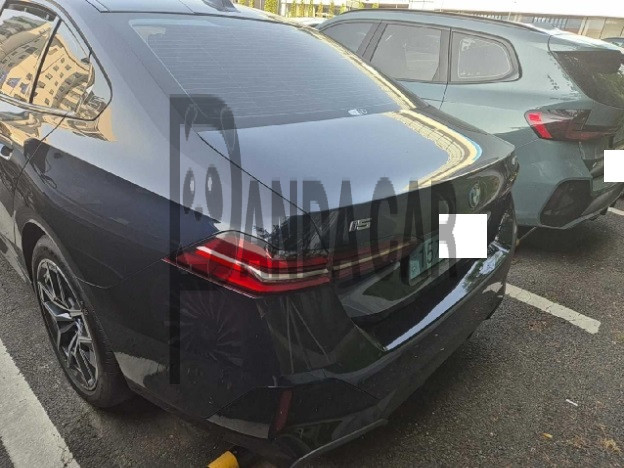2024 BMW i5 eDrive40, photograph 4
