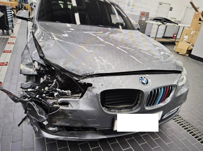 2017 BMW Gran Turismo EfficientDynamics Edition, photograph 1