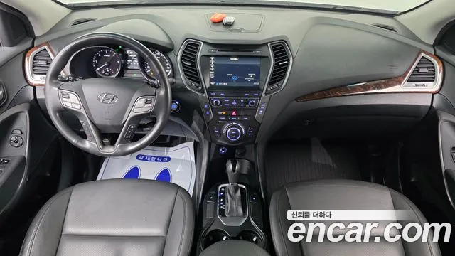 2016 Hyundai Santafe Diesel 2.0 2WD, photograph 7