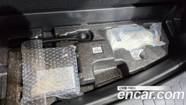 Hyundai Santafe Gasoline 2.5T 2WD — photo 1 of 35