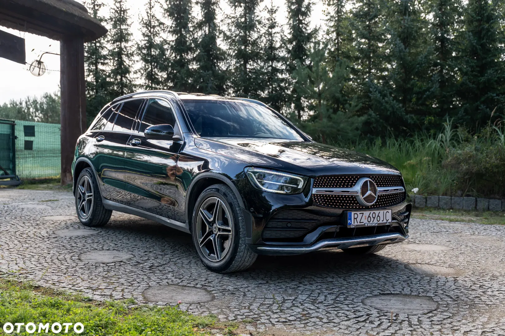 2020 Mercedes-Benz GLC 200 d 4Matic 9G-TRONIC AMG Line, photograph 10