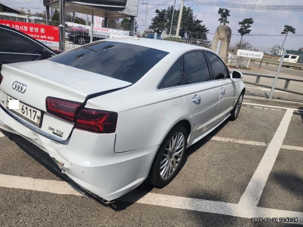 2018 Audi A6 35 TDI quattro, photograph 5