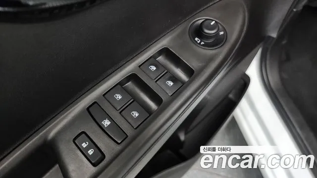 2019 ChevroletGMDaewoo Spark Premier, photograph 6