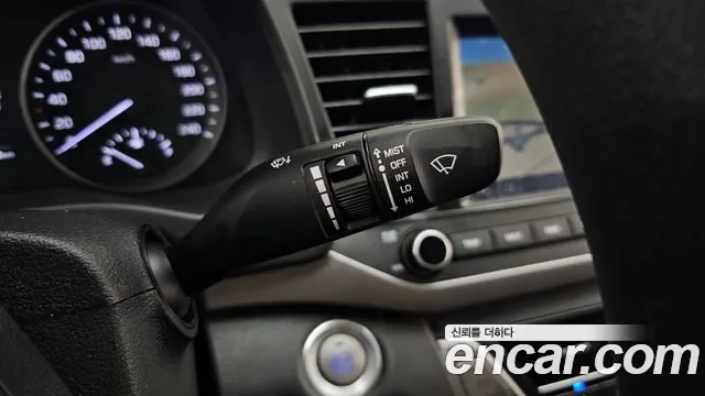 2017 Hyundai AVANTE 1.6 GDI Value Plus, photograph 10