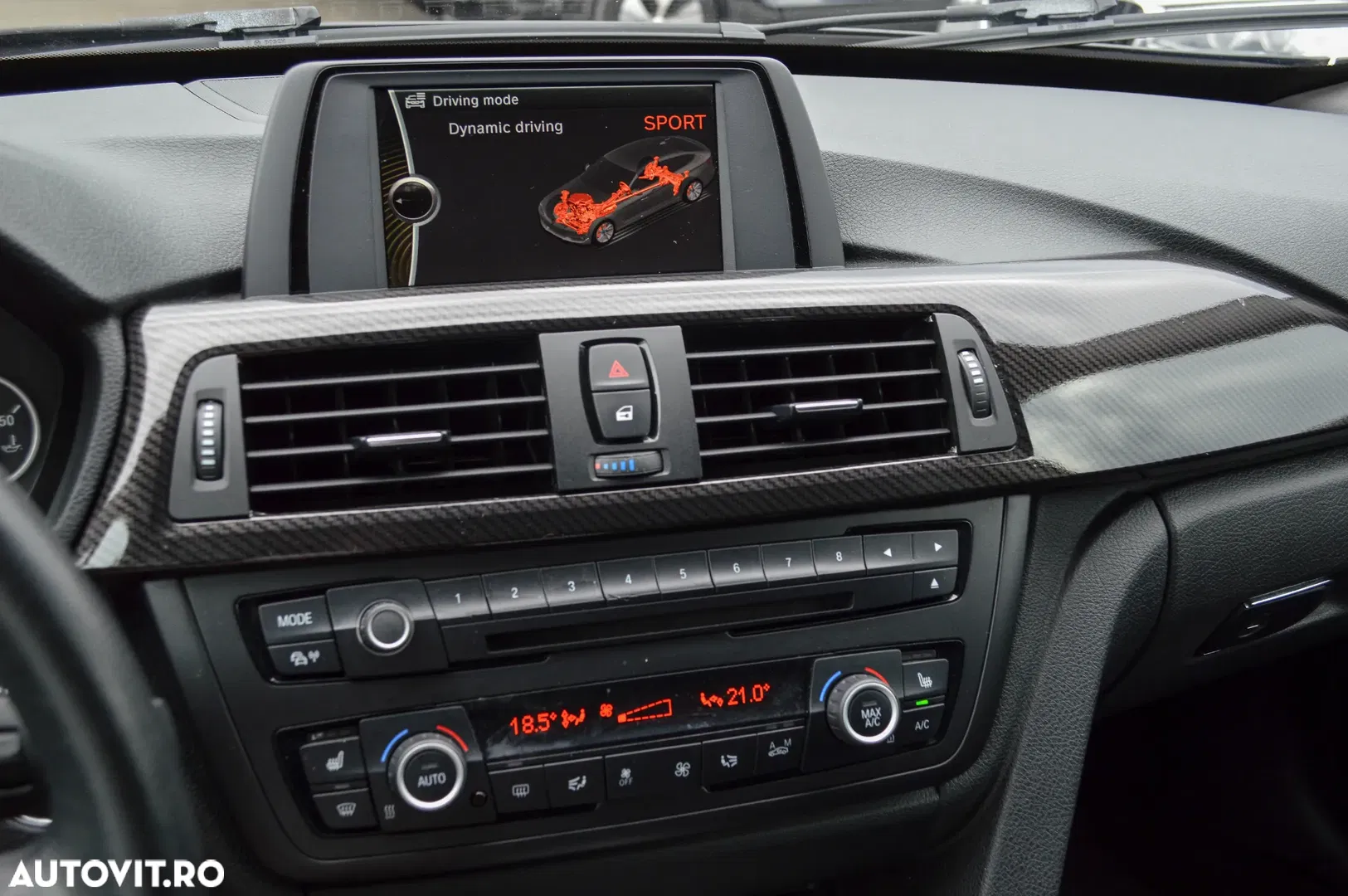 2013 BMW Seria 3 320d Sport-Aut., photograph 6
