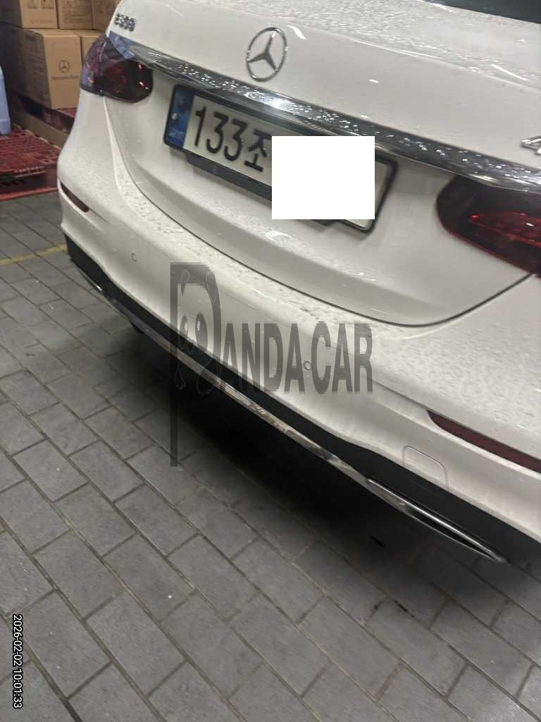 2021 Mercedes-Benz E350 4MATIC, photograph 5