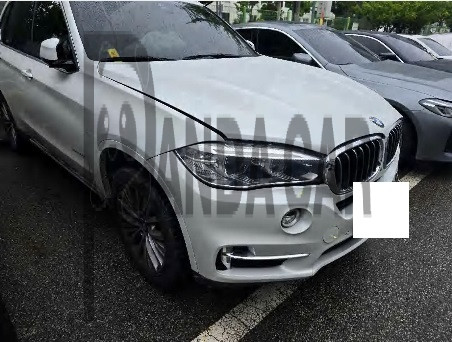 2017 BMW X5 xDrive30d, photograph 2