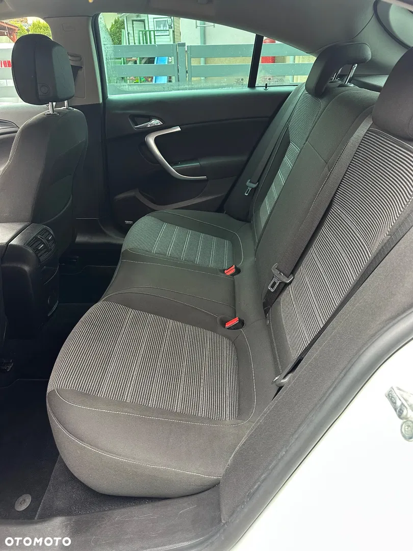 2014 Opel Insignia 2.0 CDTI EcoFLEX Start/Stop Sport, photograph 12
