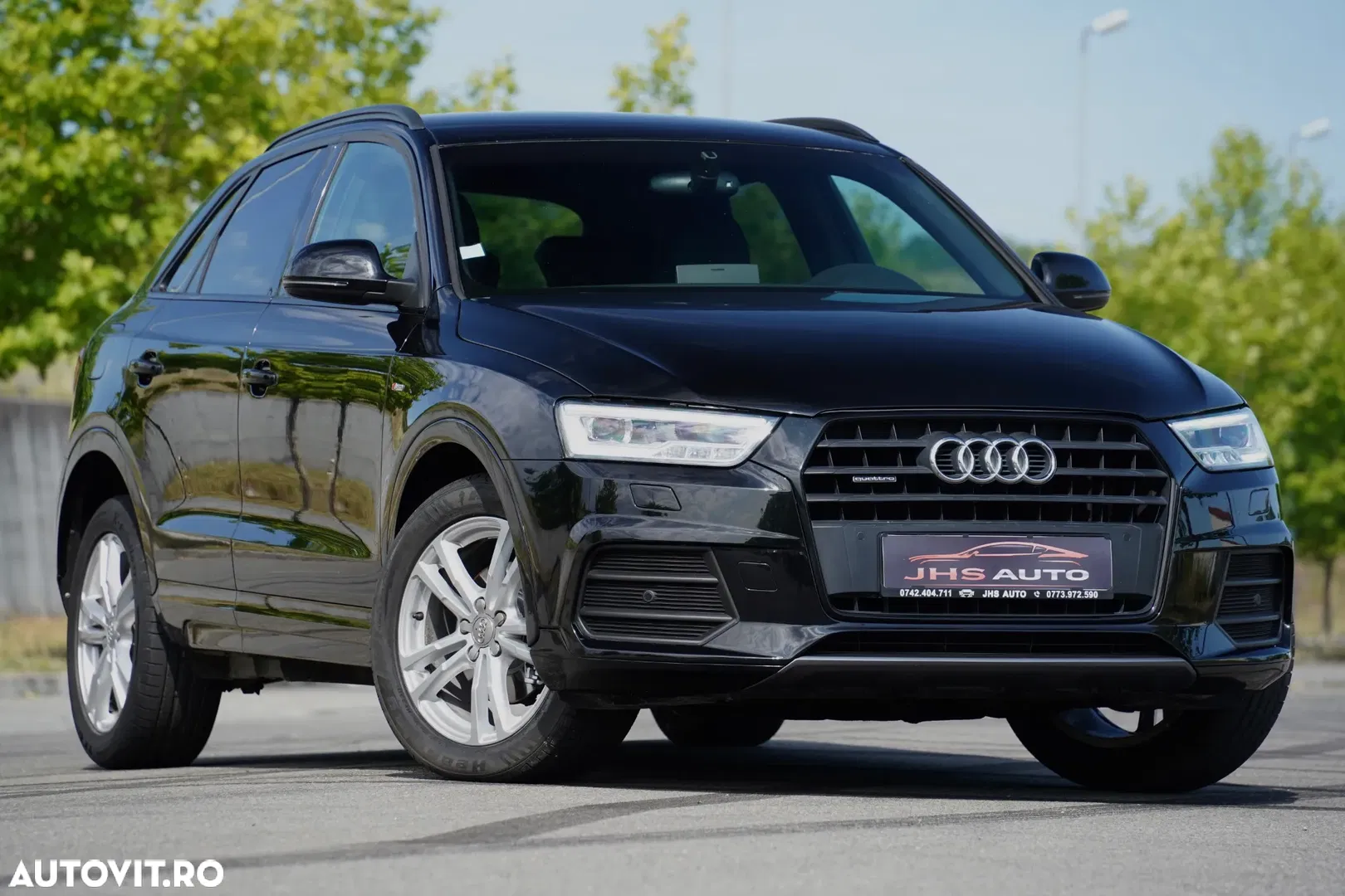 2015 Audi Q3 2.0 TDI Quattro Stronic Sport, photograph 2