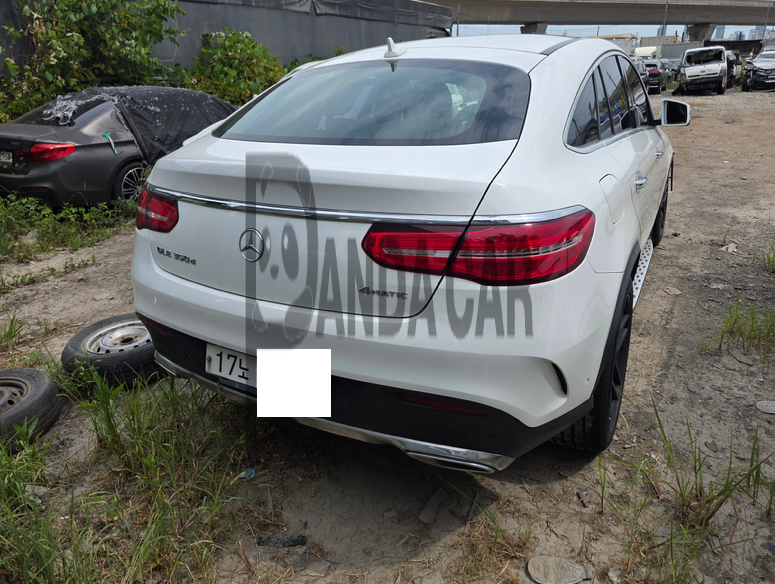 2017 Mercedes-Benz GLE350 d 4Matic Coupe, photograph 2