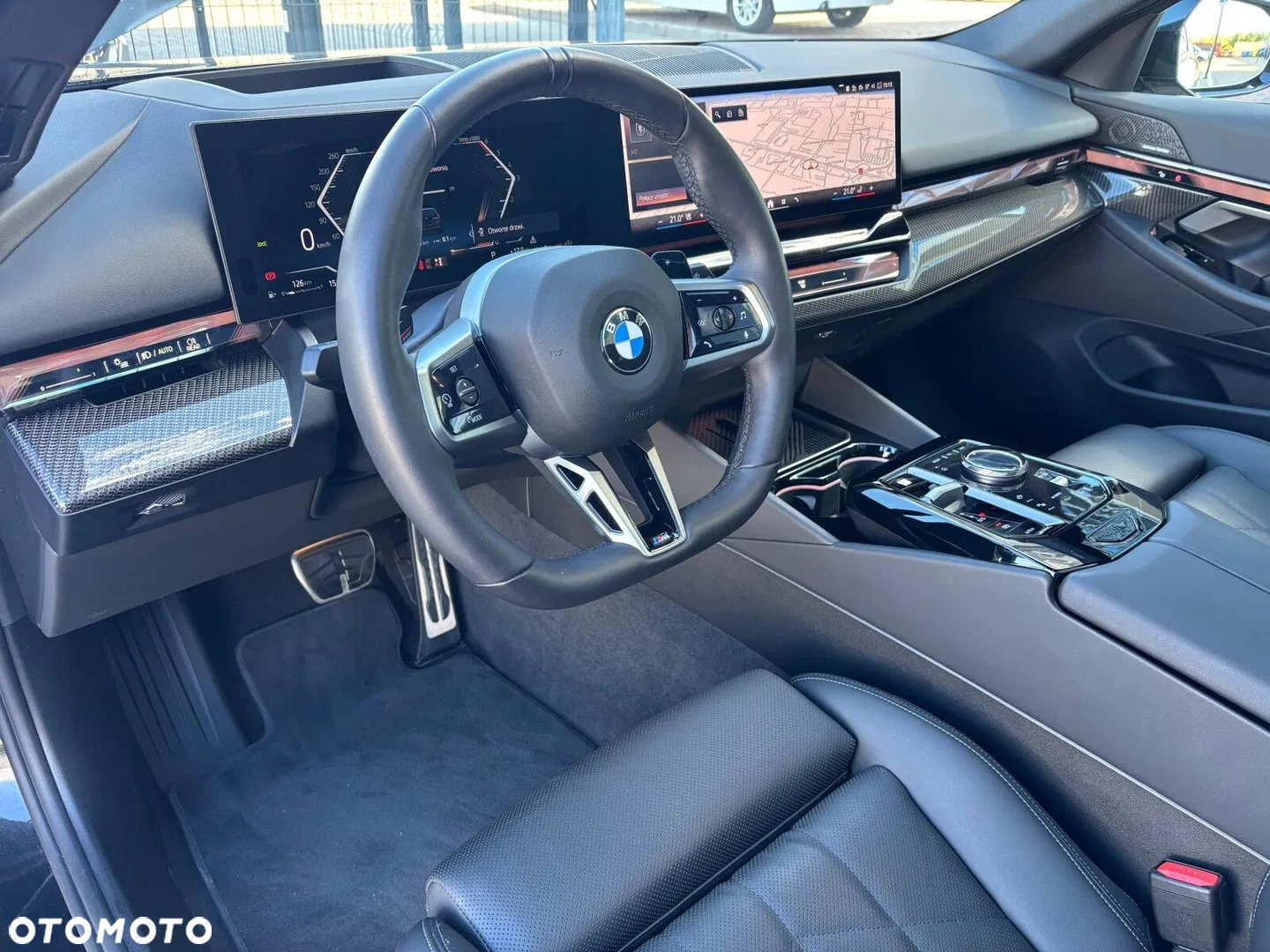 2025 BMW Seria 5 520d xDrive mHEV M Sport, photograph 10
