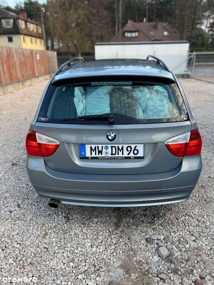 2006 BMW Seria 3, photograph 7