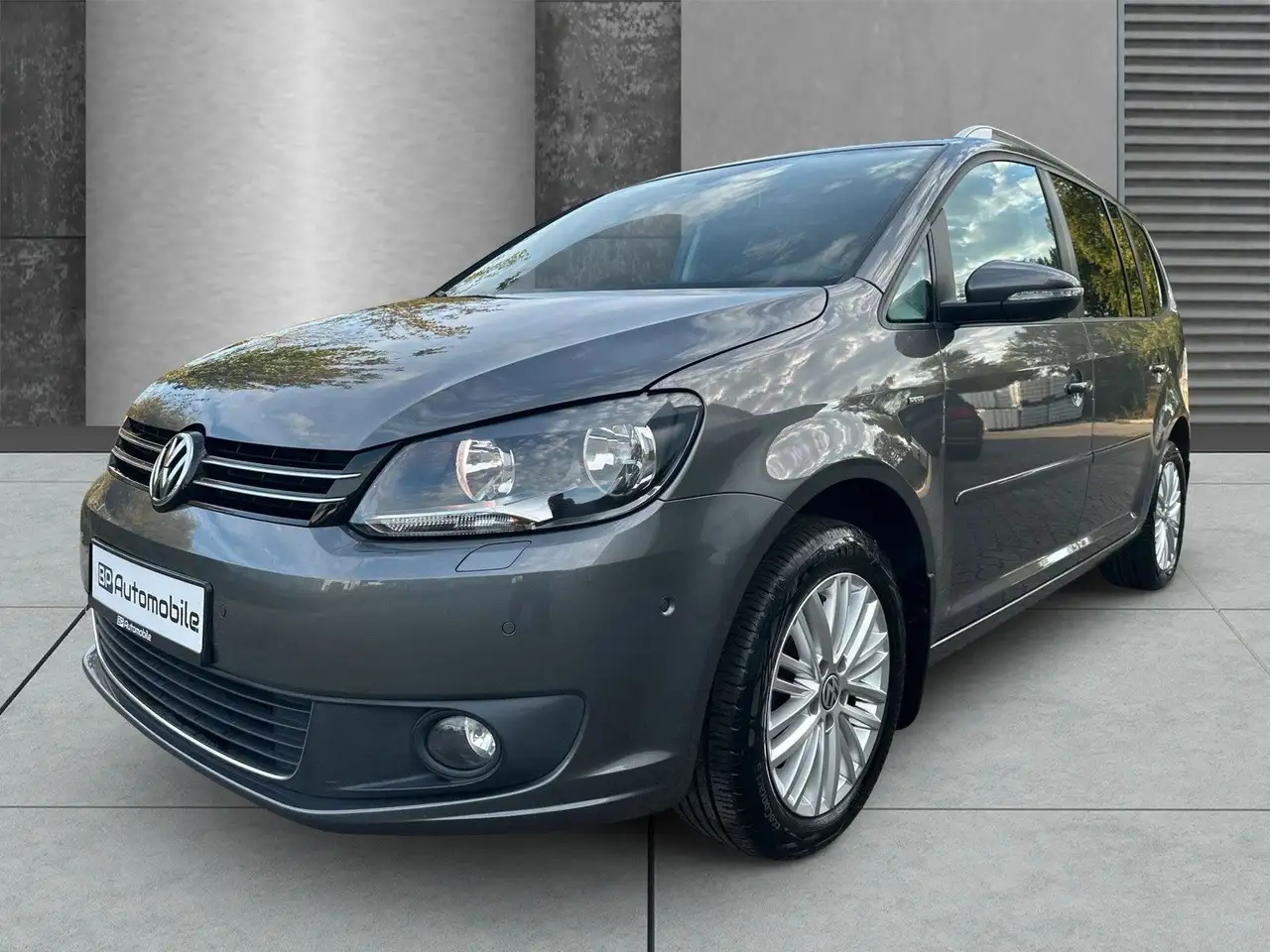 2014 Volkswagen Touran Cup 2.0 TDI 7-SITZER, photograph 5