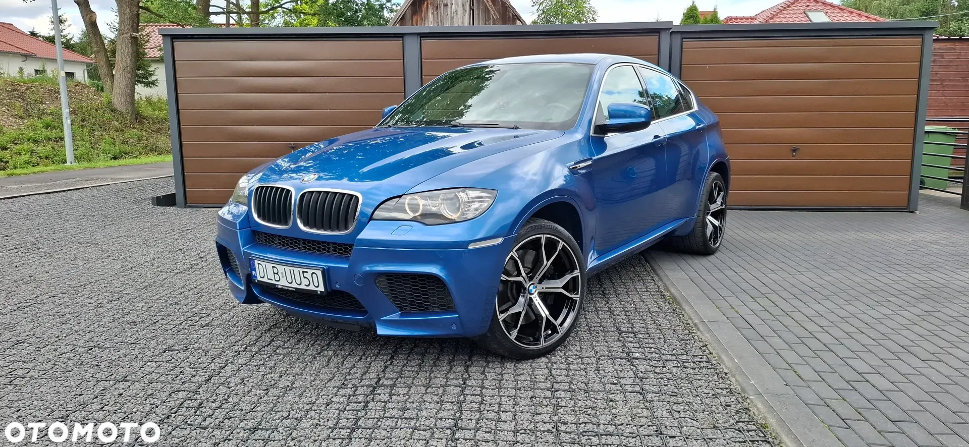2010 BMW X6M, photograph 1