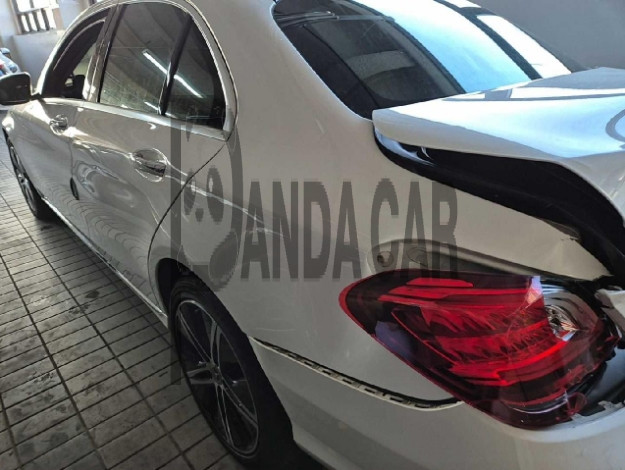2019 Mercedes-Benz C220 d 4Matic, photograph 3