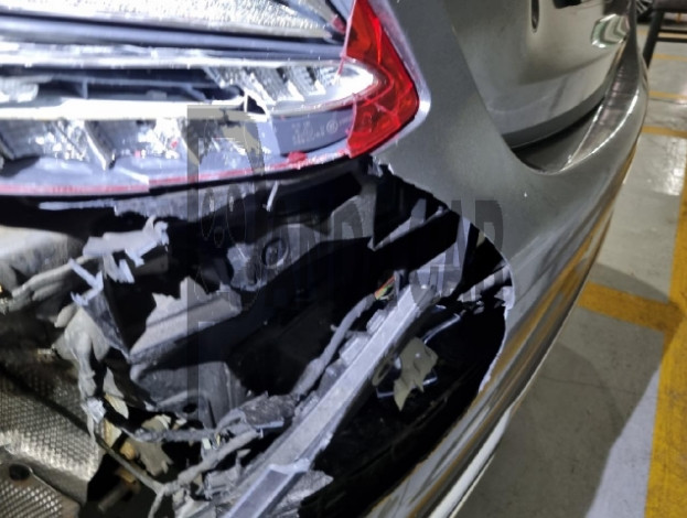2018 Mercedes-Benz E300, photograph 3