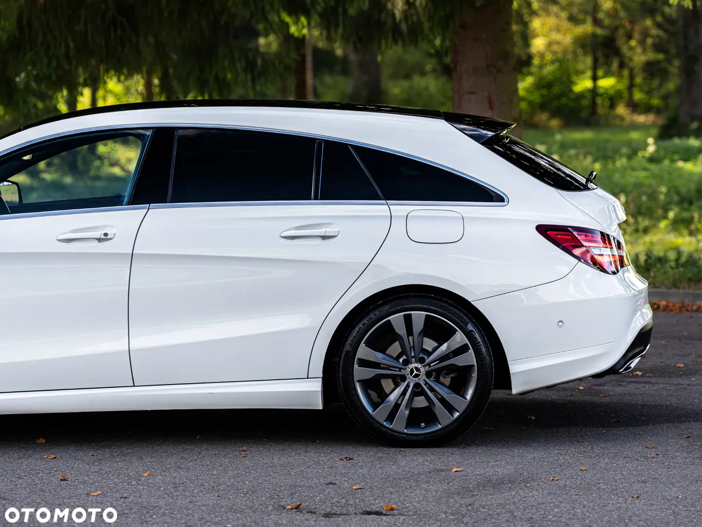 2017 Mercedes-Benz CLA 250 4-Matic Urban, photograph 8