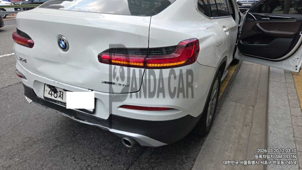 2019 BMW X4 xDrive20d xLine, photograph 2
