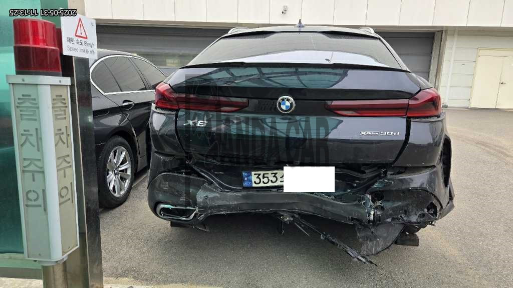 2021 BMW X6 xDrive30d, photograph 5