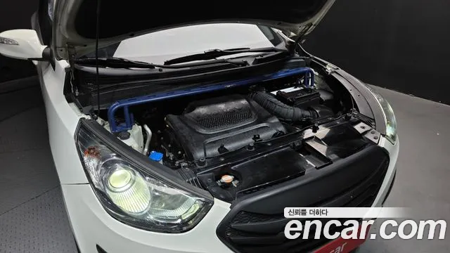 2012 Hyundai Tucson Diesel 2WD LX20, photograph 10