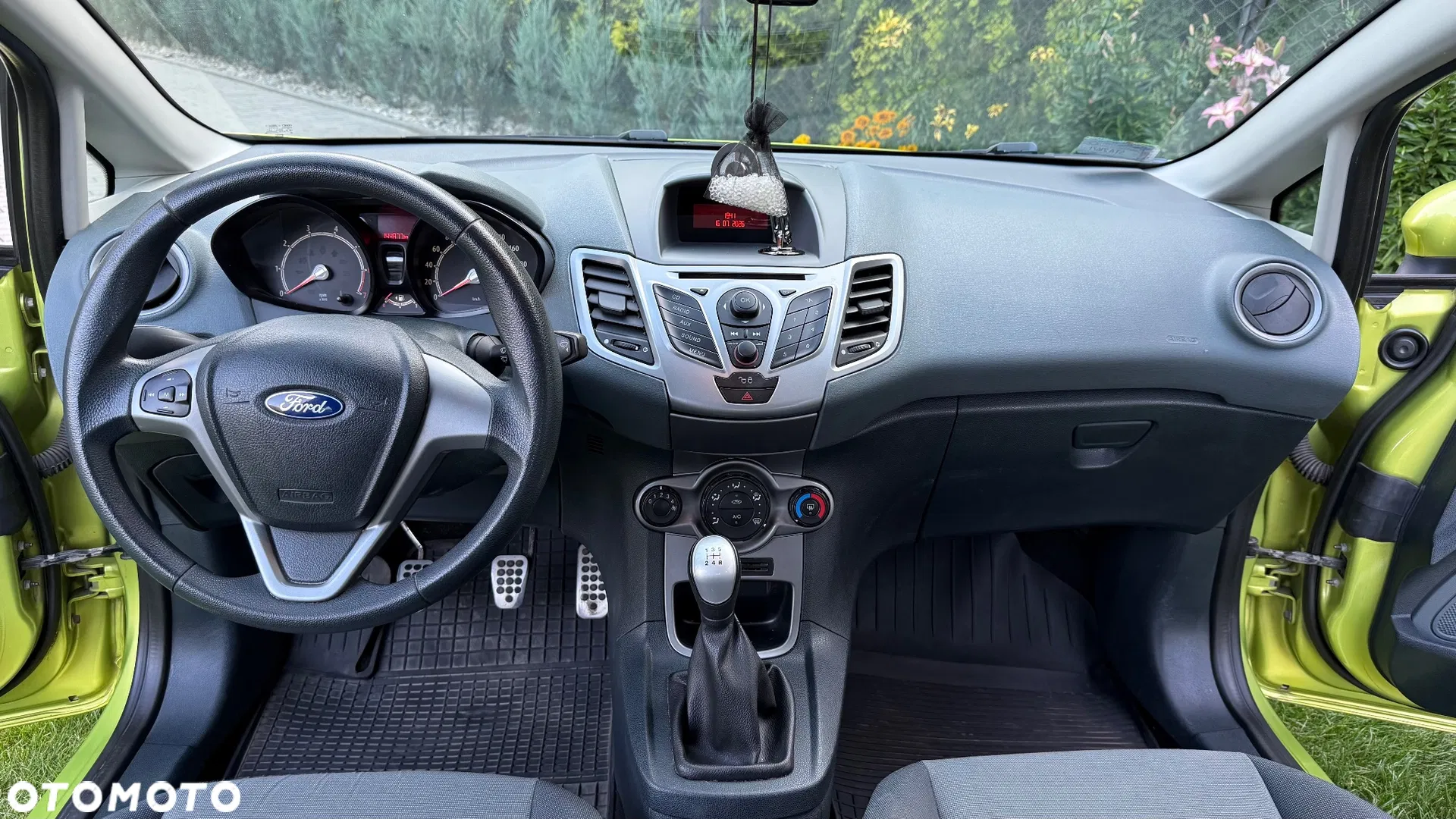 2009 Ford Fiesta 1.25 Ambiente, photograph 9