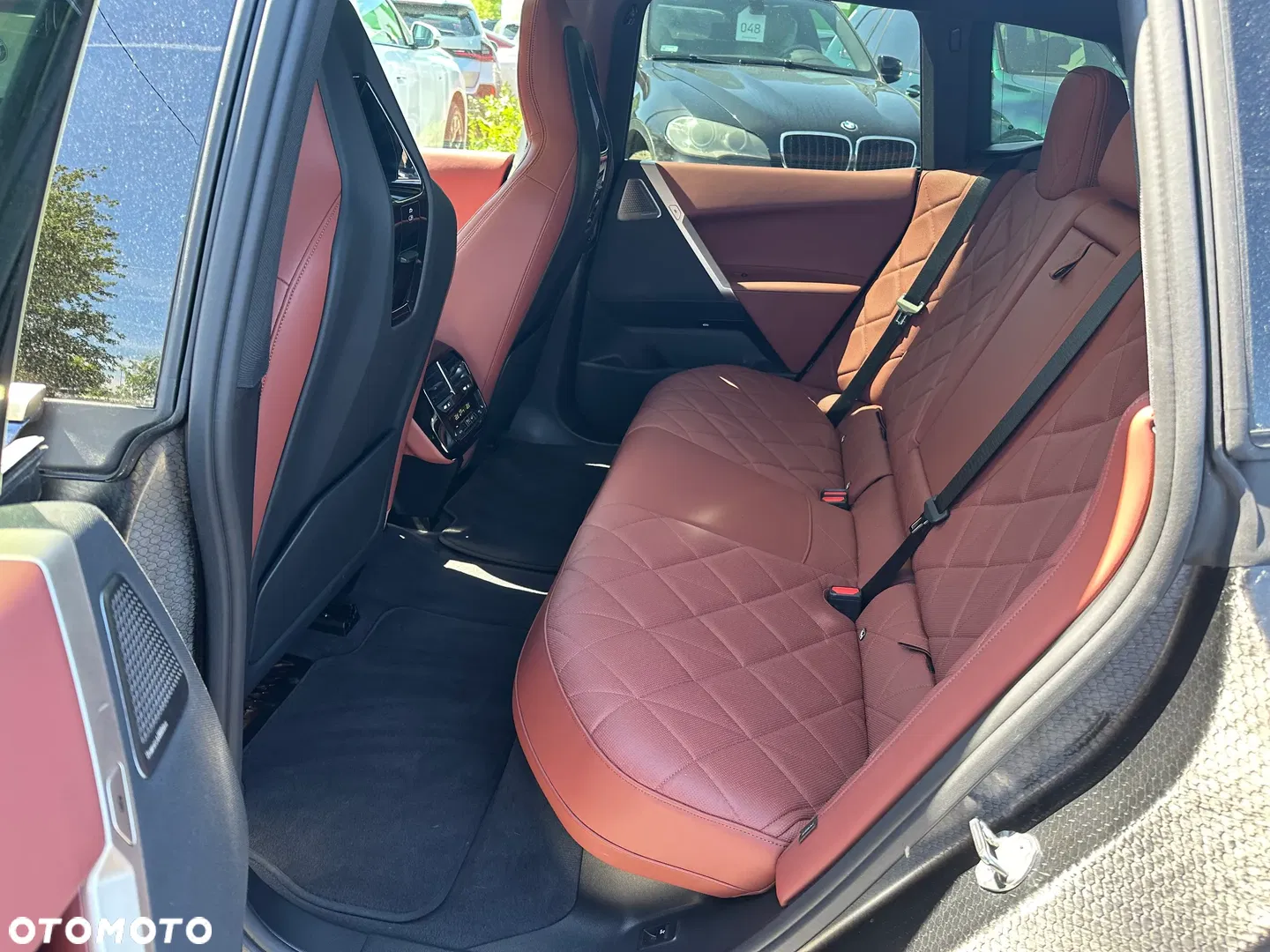 2025 BMW iX, photograph 7